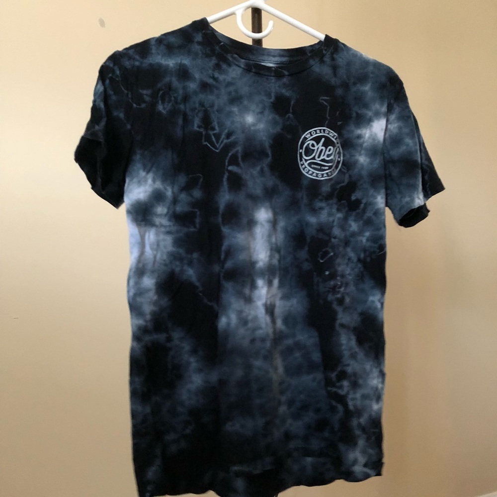 Obey t-shirt